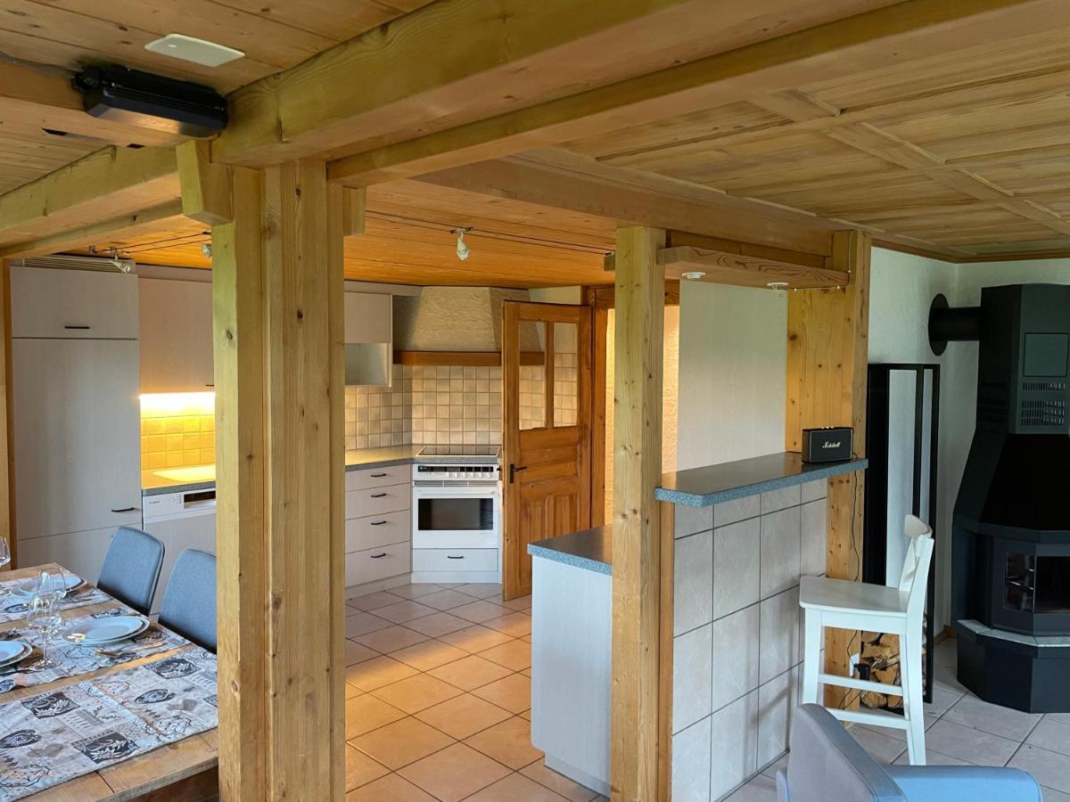 Edelweiss 4 Zi Ferienwohnung In Landhaus Frutigen Exterior foto